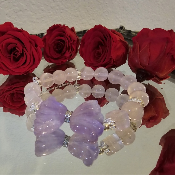 Rose Quartz crystal - Picture 1 of 1
